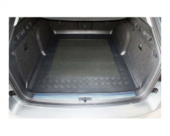 Tavita portbagaj Skoda Superb III caroserie combi fabricatie 05.2015 - prezent (portbagaj superior)