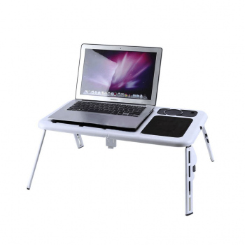 Masă pentru laptop cu ventilator încorporat și suport pentru pahare