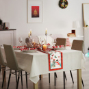 Traversă decorativă de masă – model spiriduș – 183 x 33 cm – roșu/negru – poliester